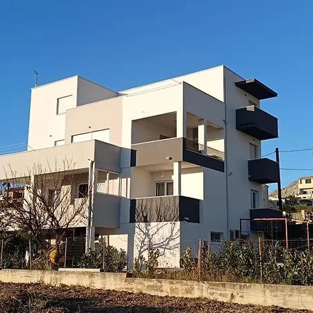 Flo-rida Apartamento Podstrana