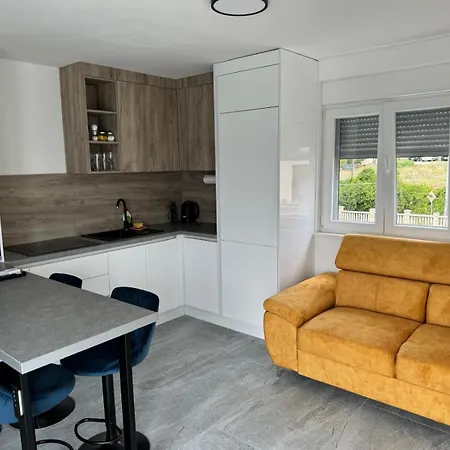 Apartman Flo-rida Podstrana